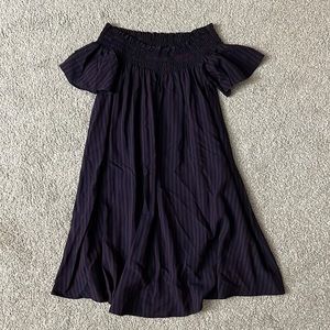 Urban Outfitters dress women’s xs